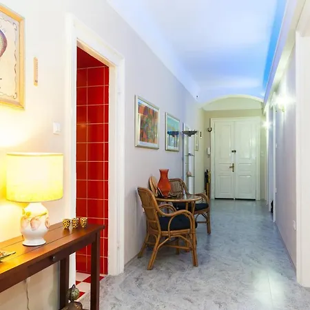 Bristol Lux 3br With View Appartement