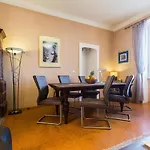 Bristol Lux 3br With View