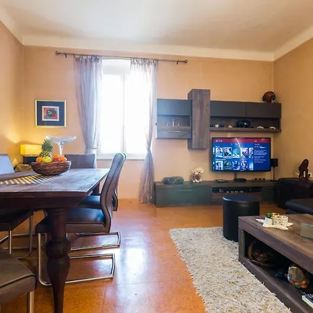 Bristol Lux 3br With View アパート *