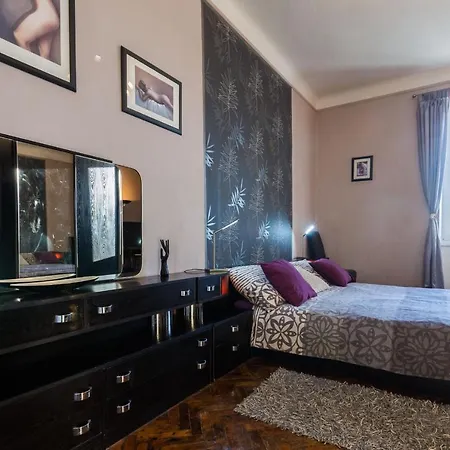 Apartman Bristol Lux 3Br Apartment With View *