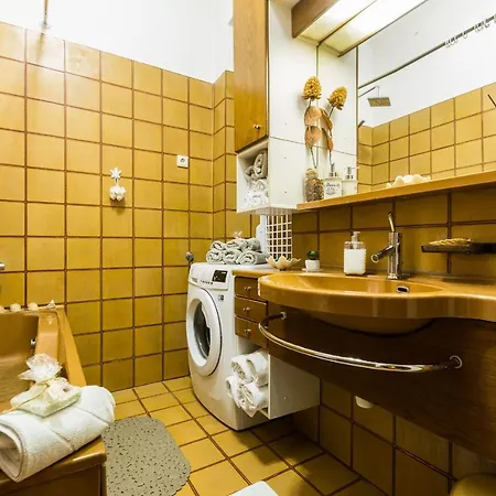 アパート Bristol Lux 3br With View *