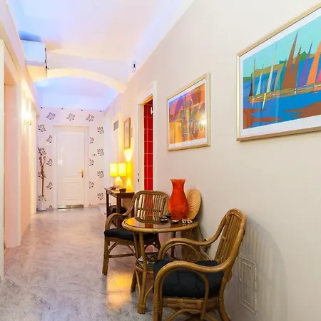 Bristol Lux 3Br Apartment With View Zadar