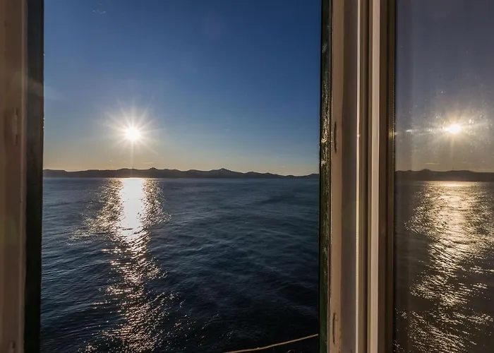 Bristol Lux 3Br Apartment With View Zadar