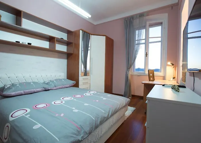 Bristol Lux 3Br Apartment With View Zadar