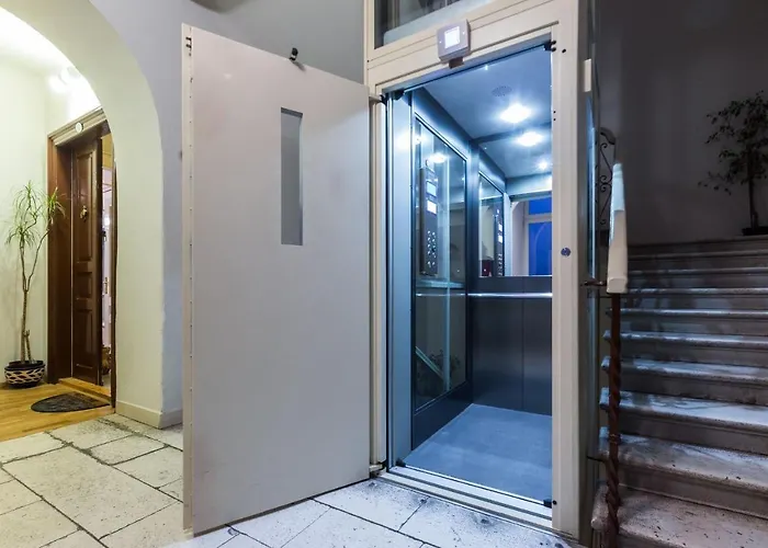 Bristol Lux 3Br Apartment With View Zadar