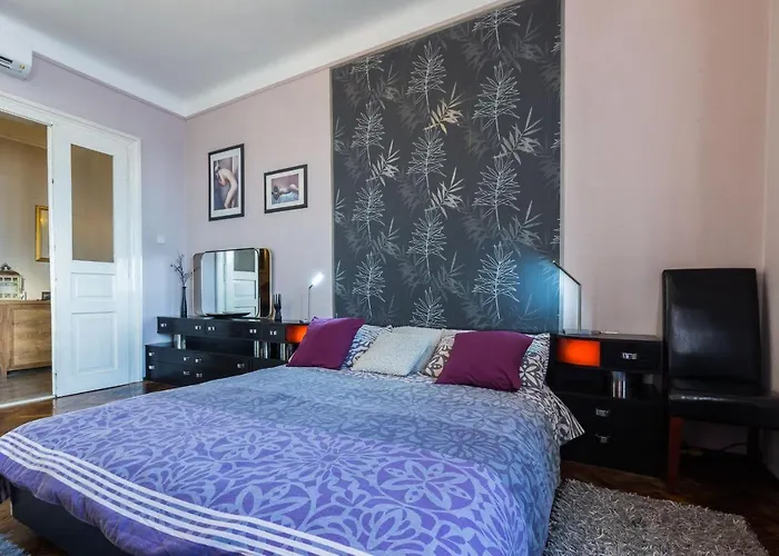 Bristol Lux 3Br Apartment With View Zadar