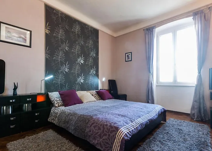 Bristol Lux 3Br Apartment With View Zadar